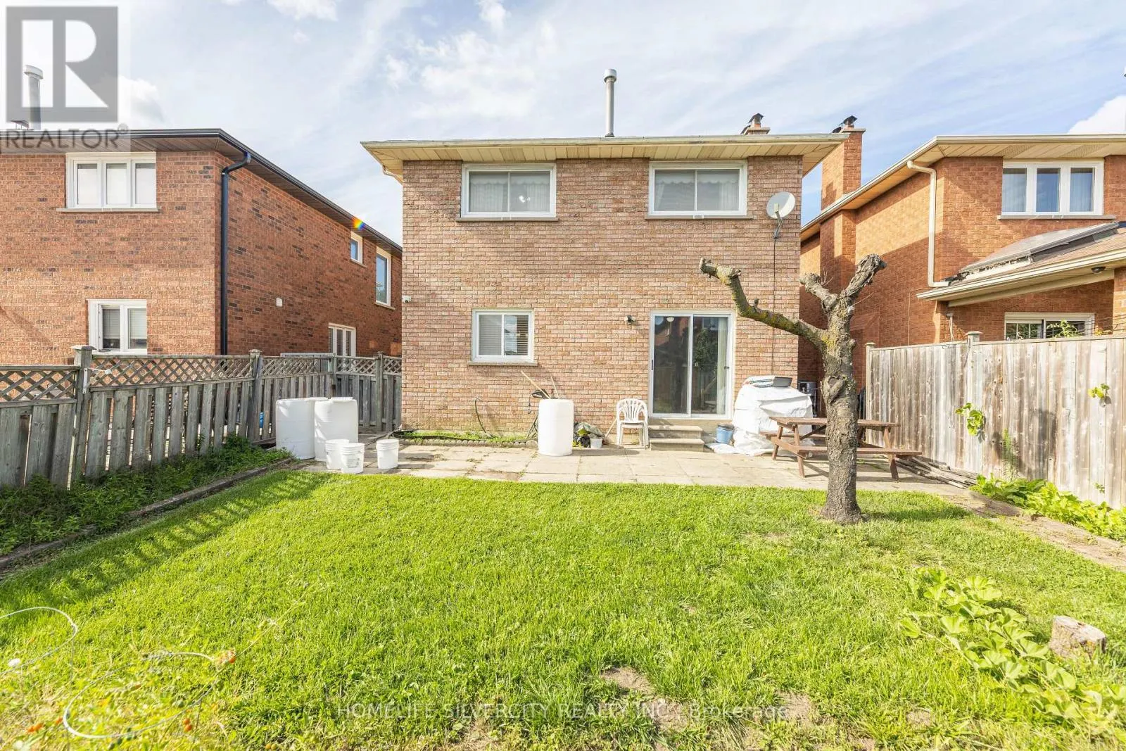 144 JACKMAN CRESCENT