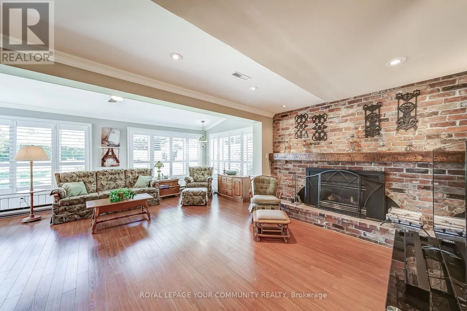 36 DEVINS DRIVE