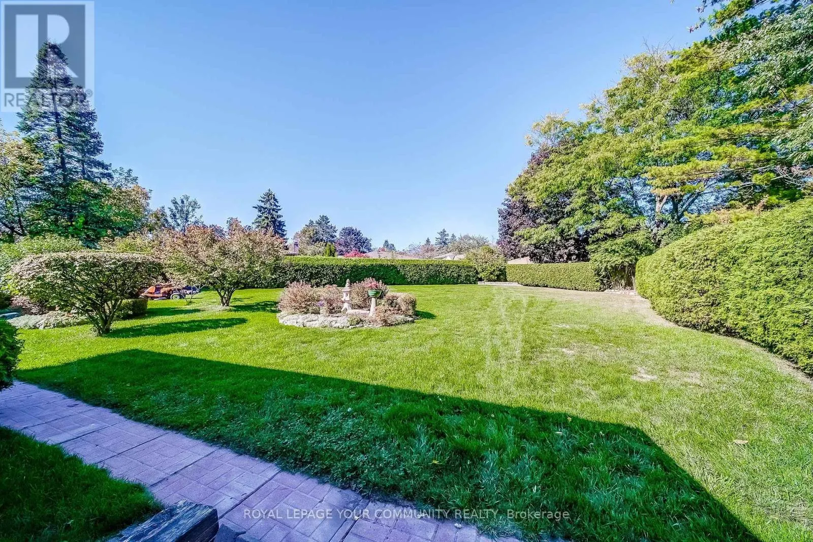 36 DEVINS DRIVE
