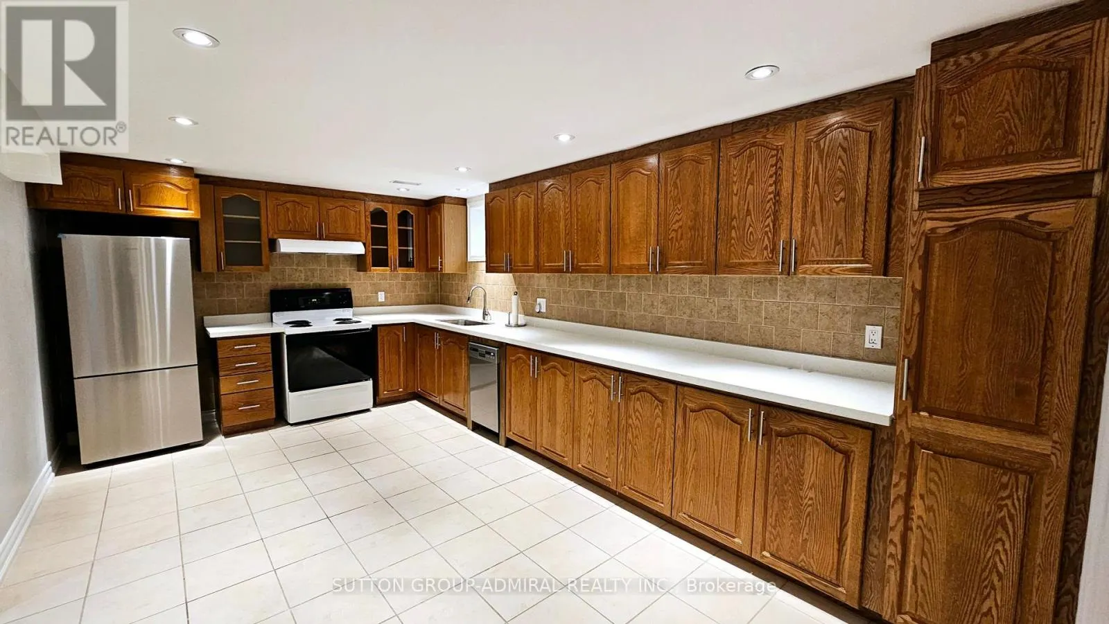 BSMNT - 103 KINGSNORTH BOULEVARD