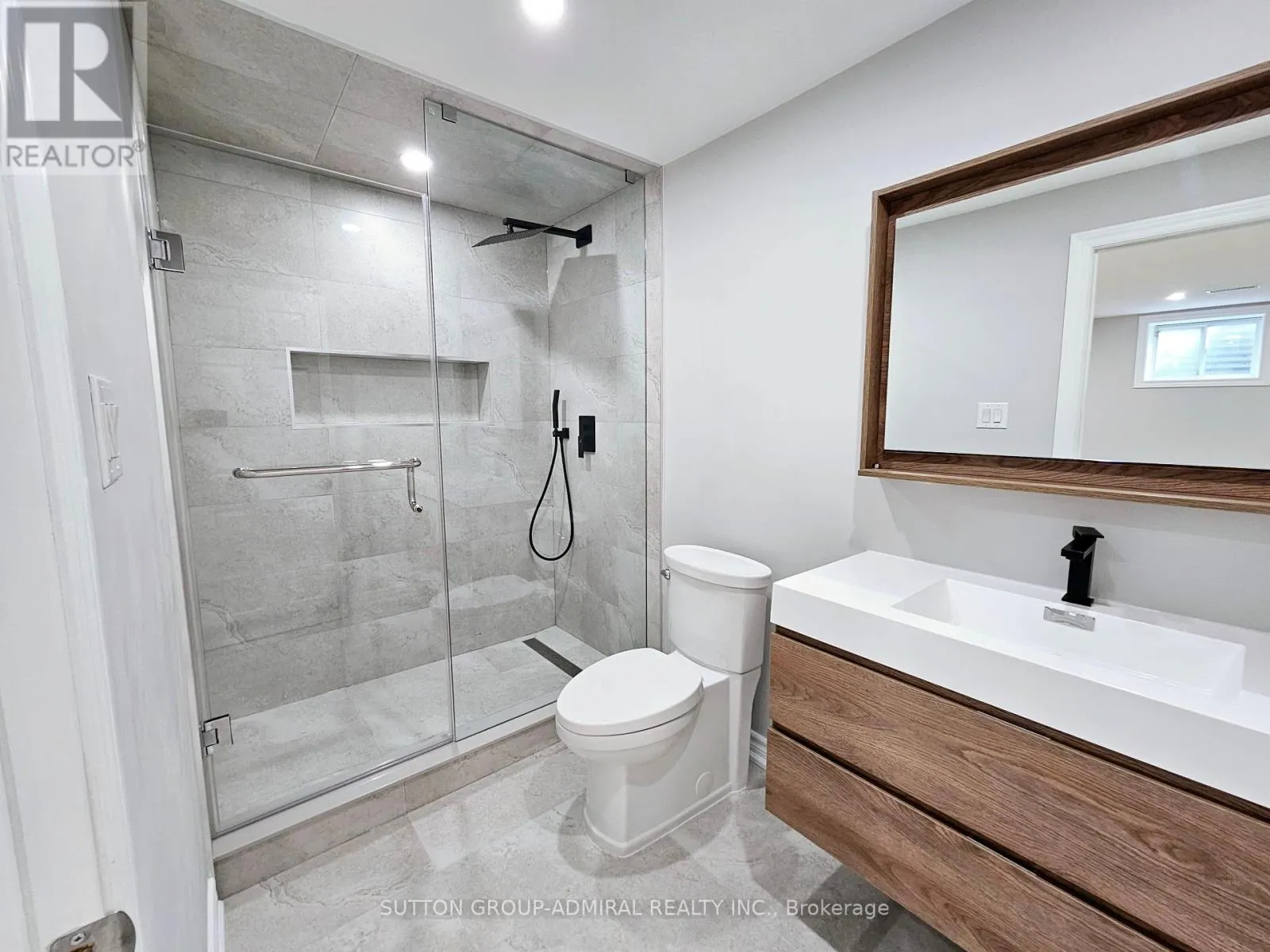 BSMNT - 103 KINGSNORTH BOULEVARD