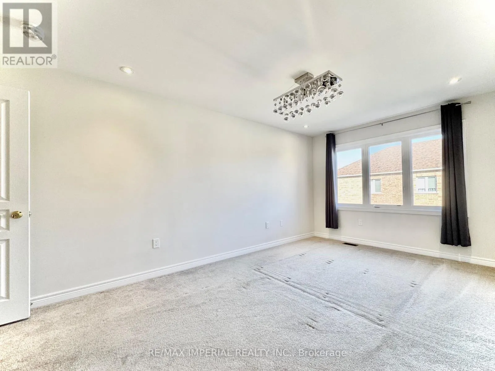 3 PORT ARTHUR CRESCENT