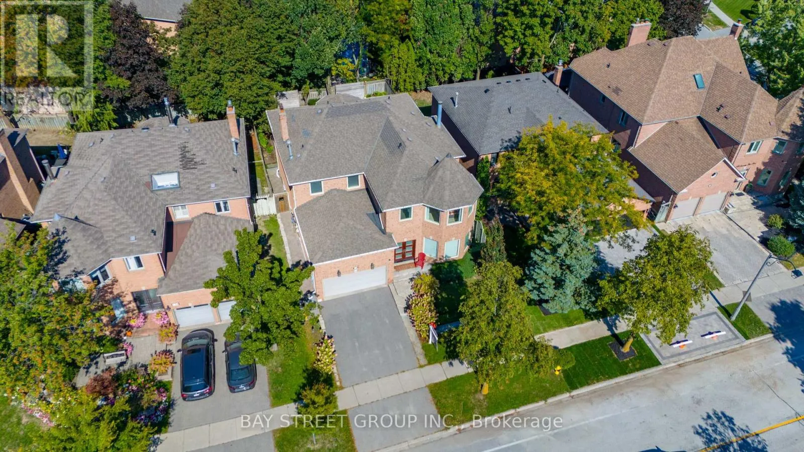 128 BEVERLEY GLEN BOULEVARD