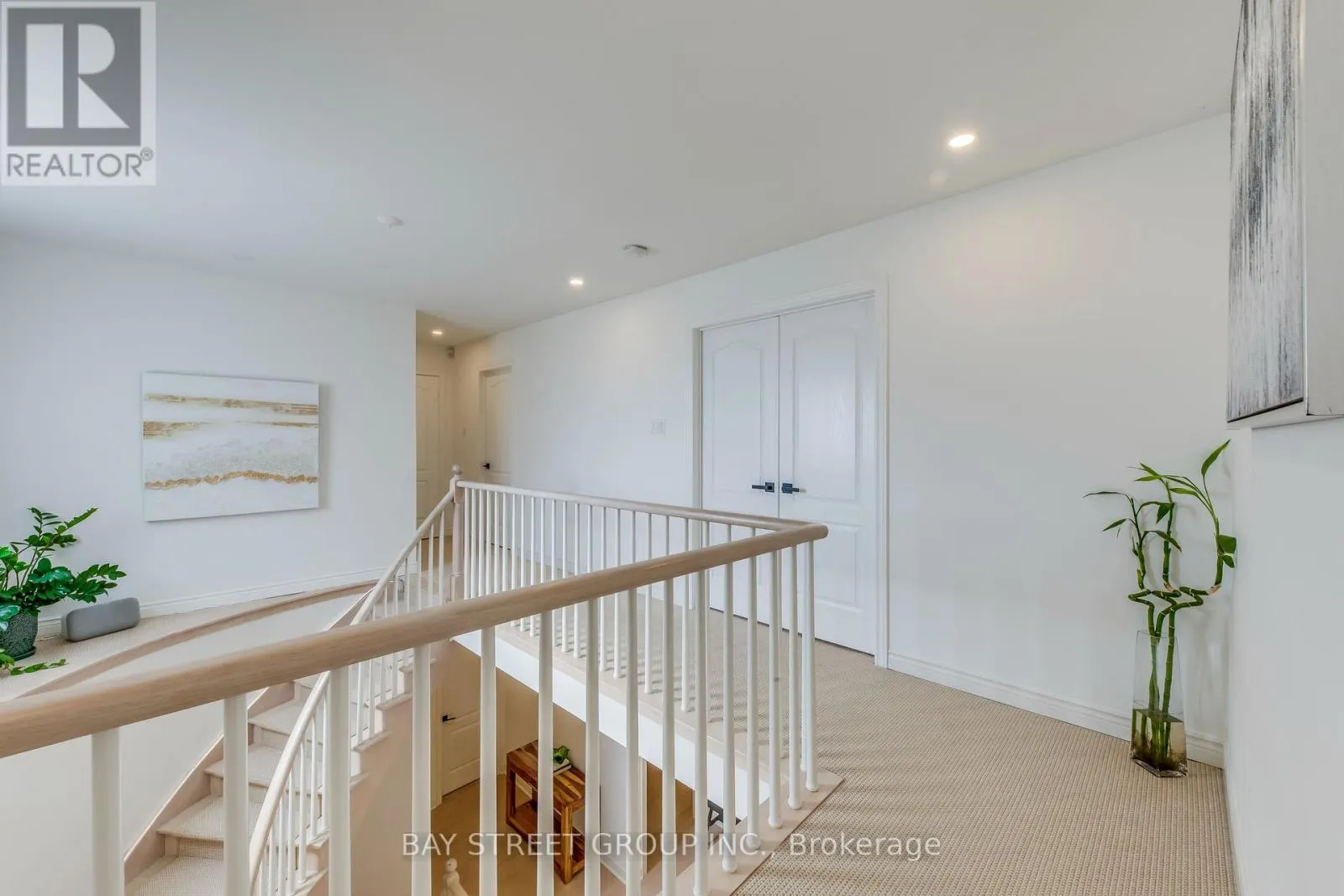 128 BEVERLEY GLEN BOULEVARD