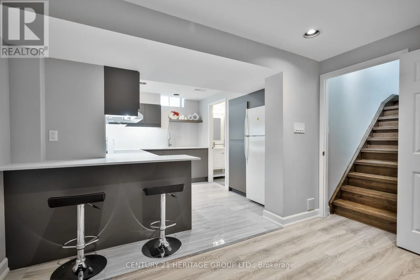 20 FOX RUN LANE