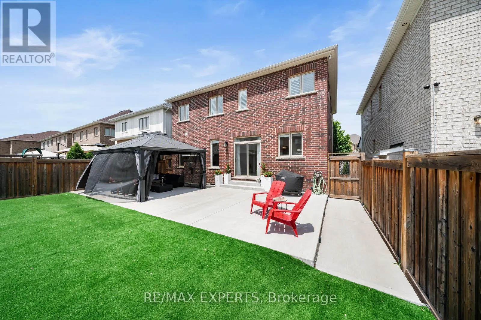 174 SHARPE CRESCENT