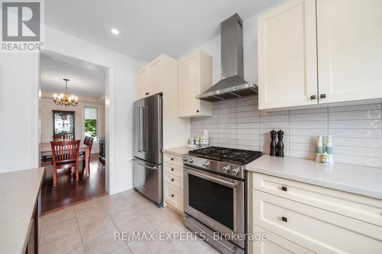 174 SHARPE CRESCENT
