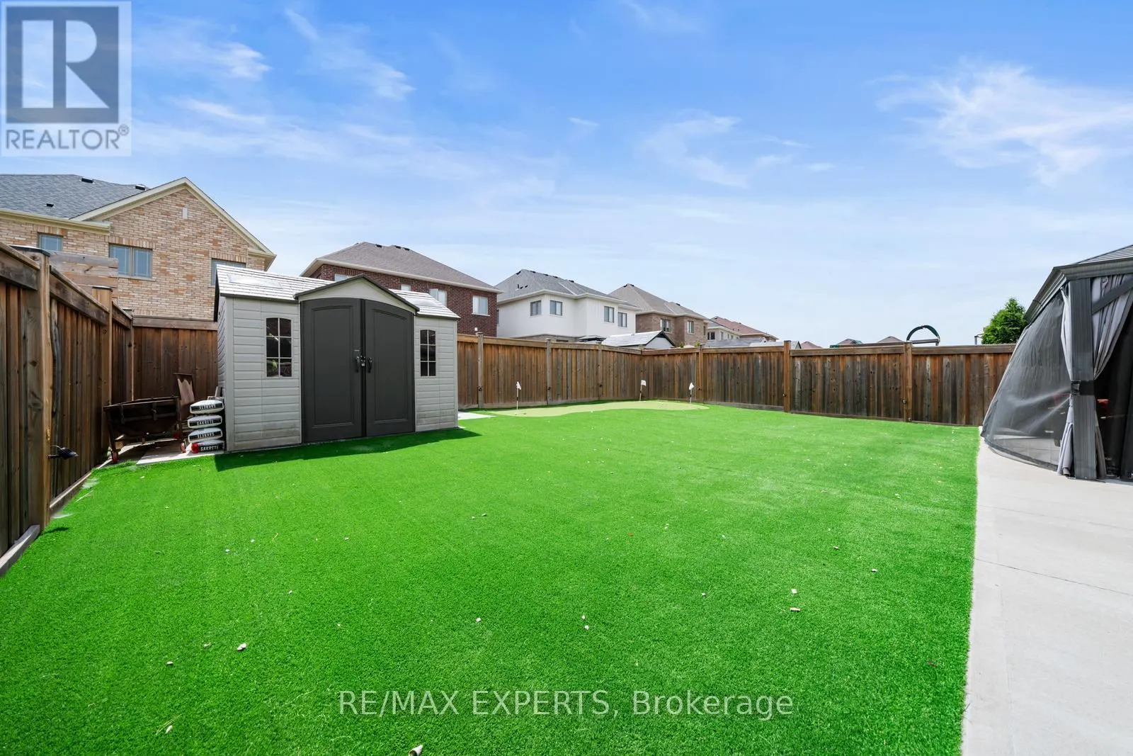 174 SHARPE CRESCENT
