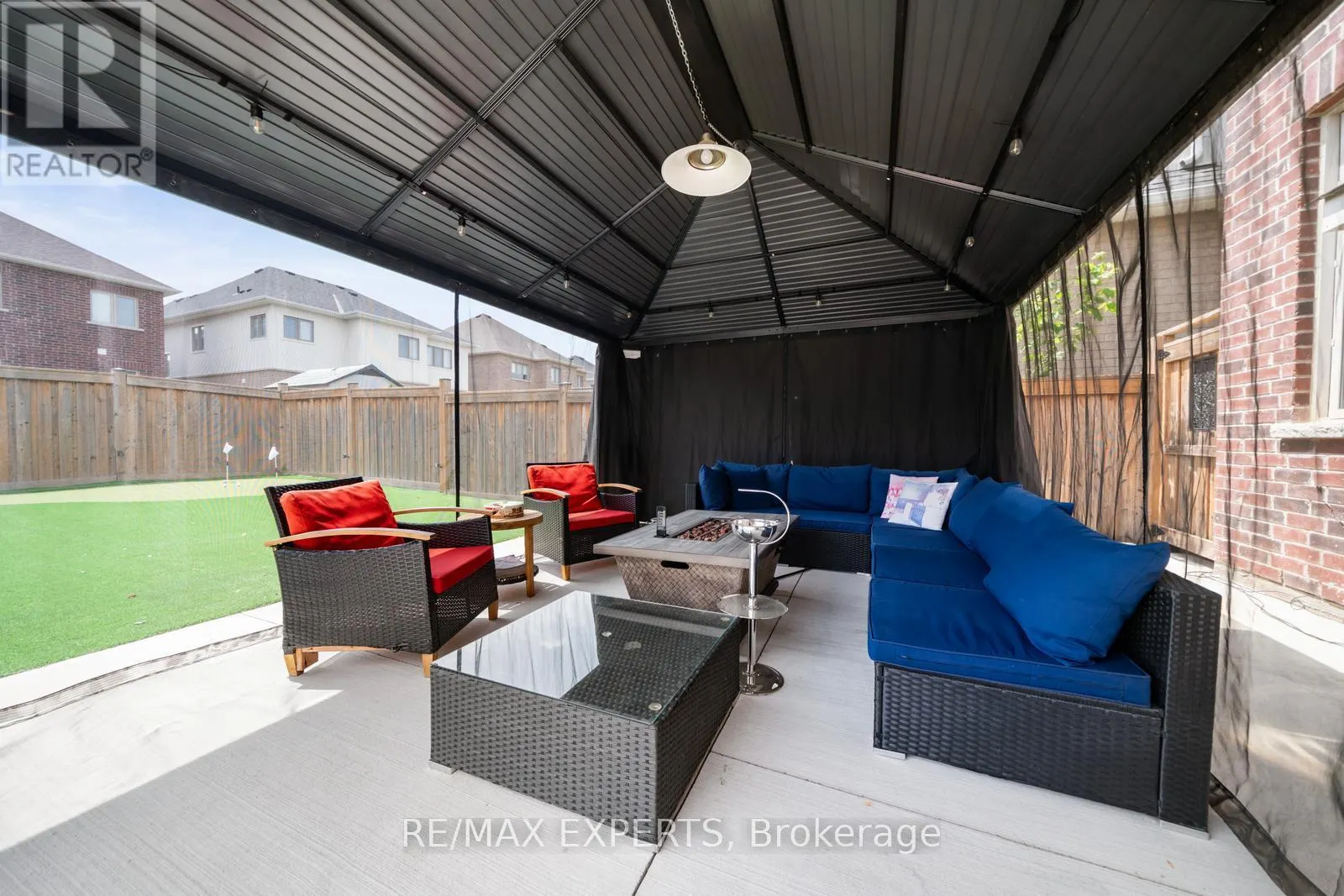 174 SHARPE CRESCENT