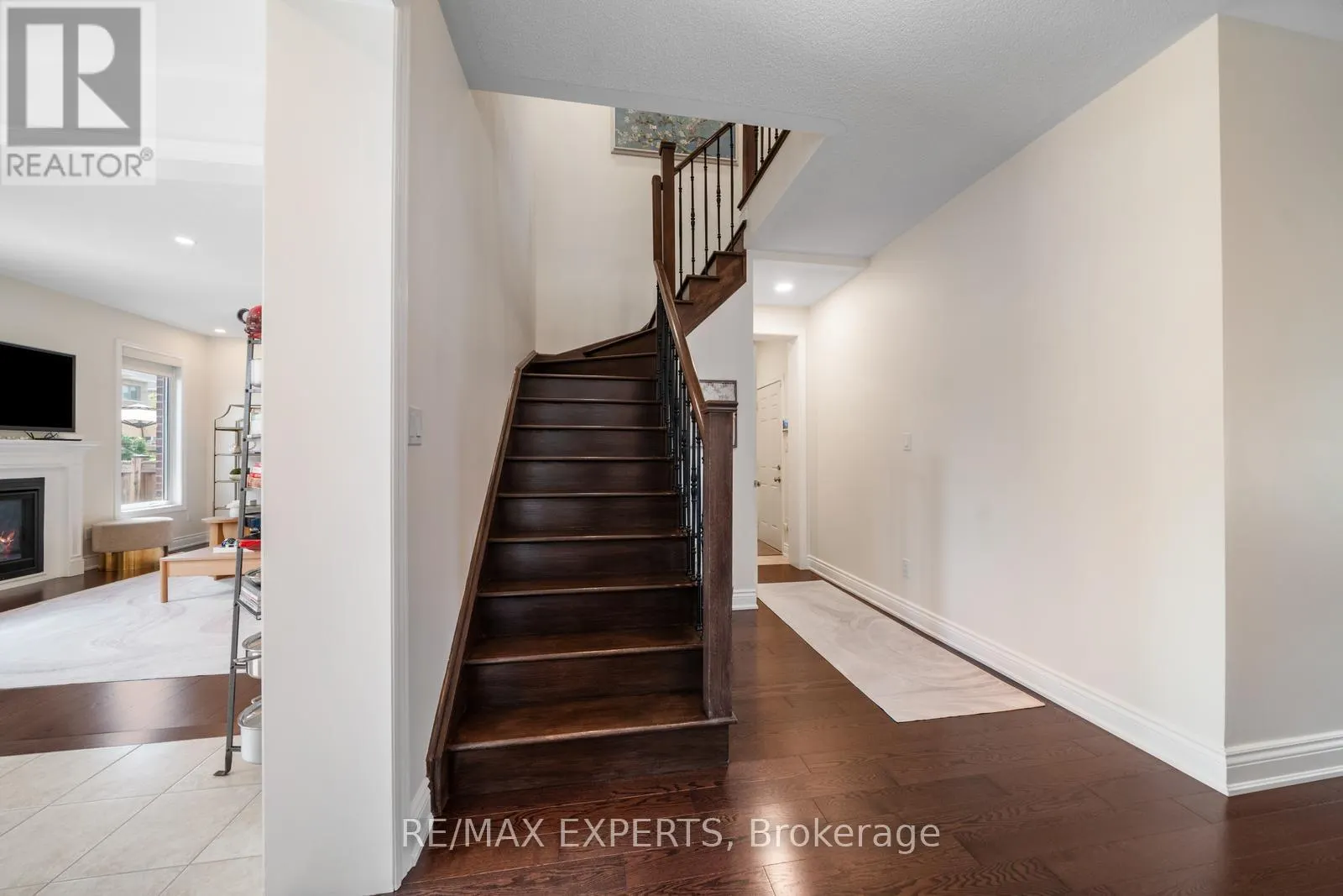 174 SHARPE CRESCENT