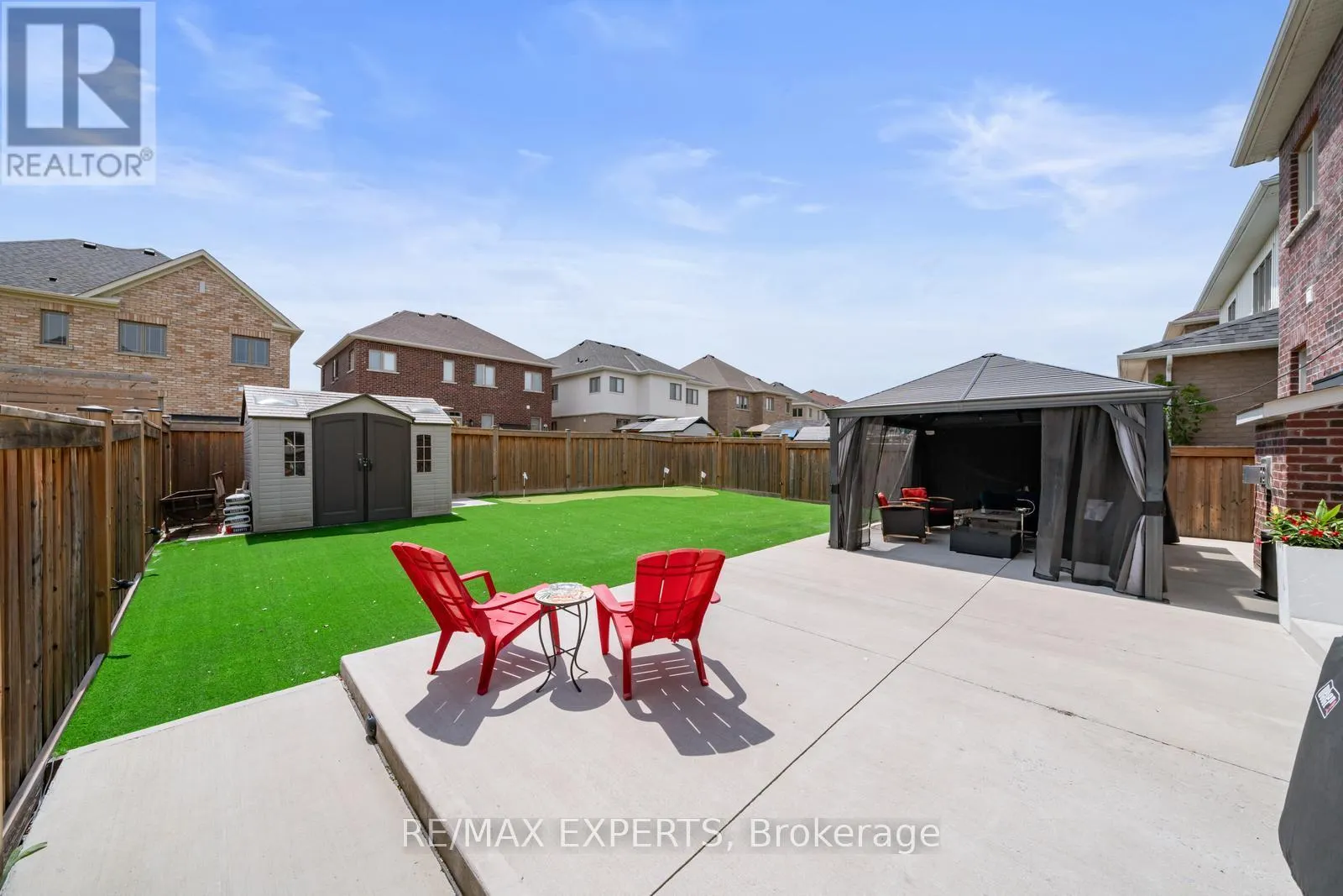 174 SHARPE CRESCENT