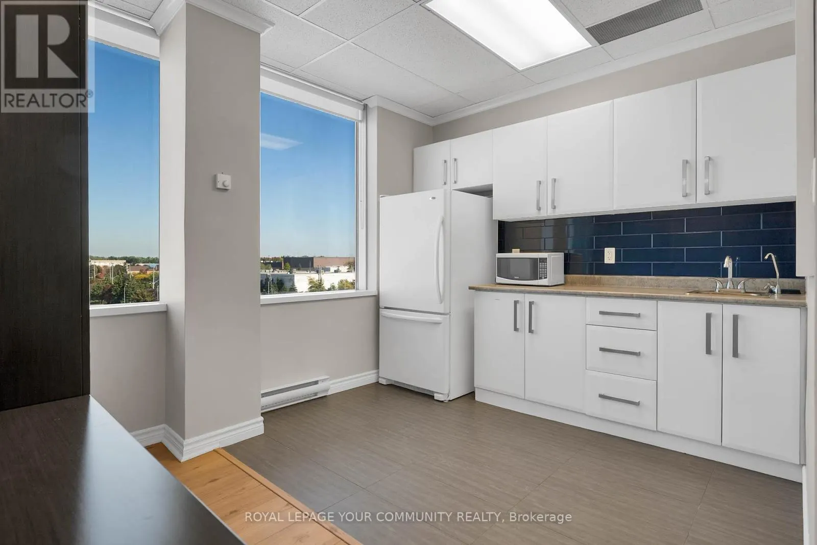 603/604 - 3950 14TH AVENUE