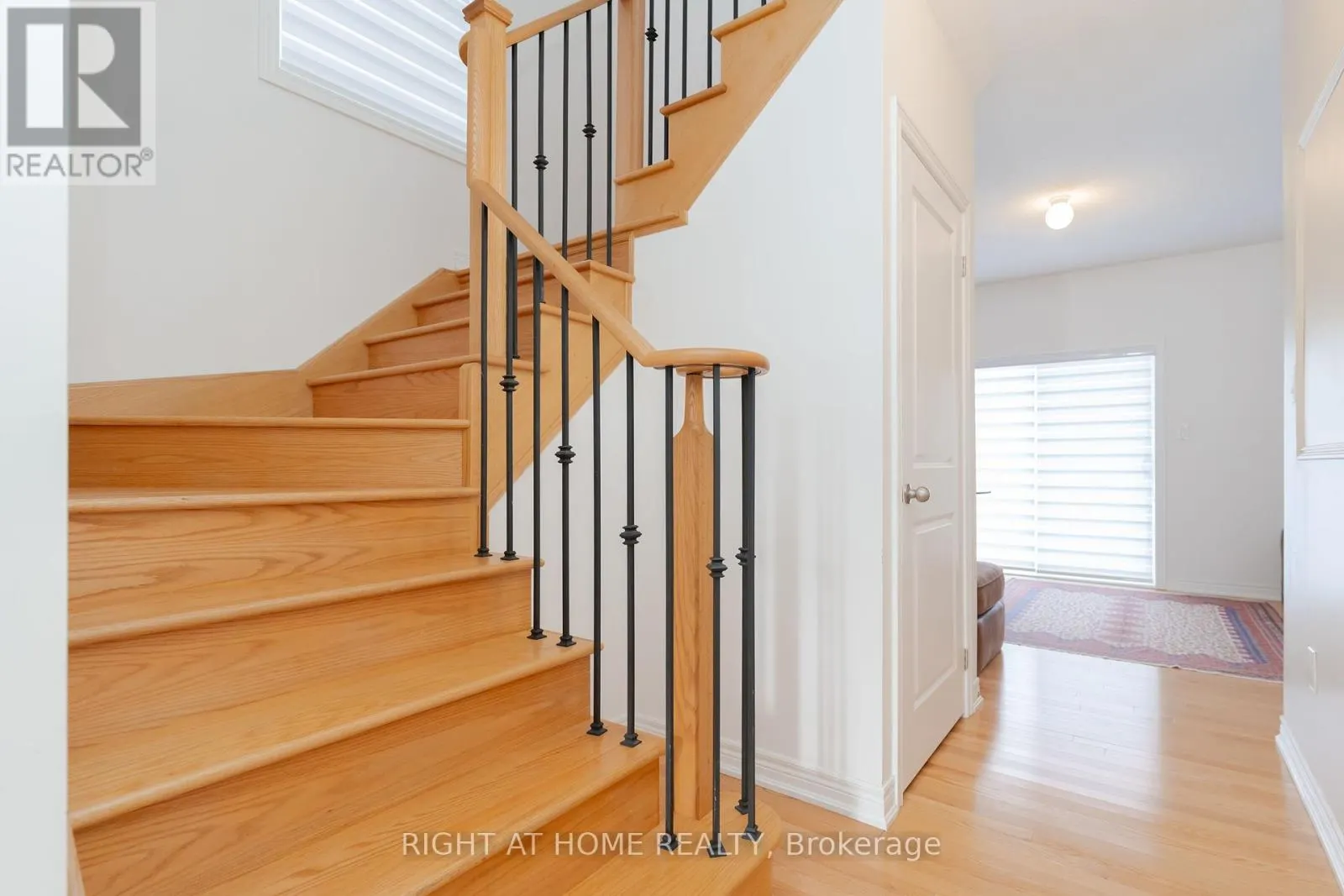 12 GLOBEMASTER LANE