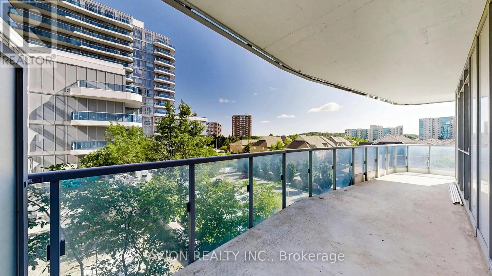 532 - 9471 YONGE STREET