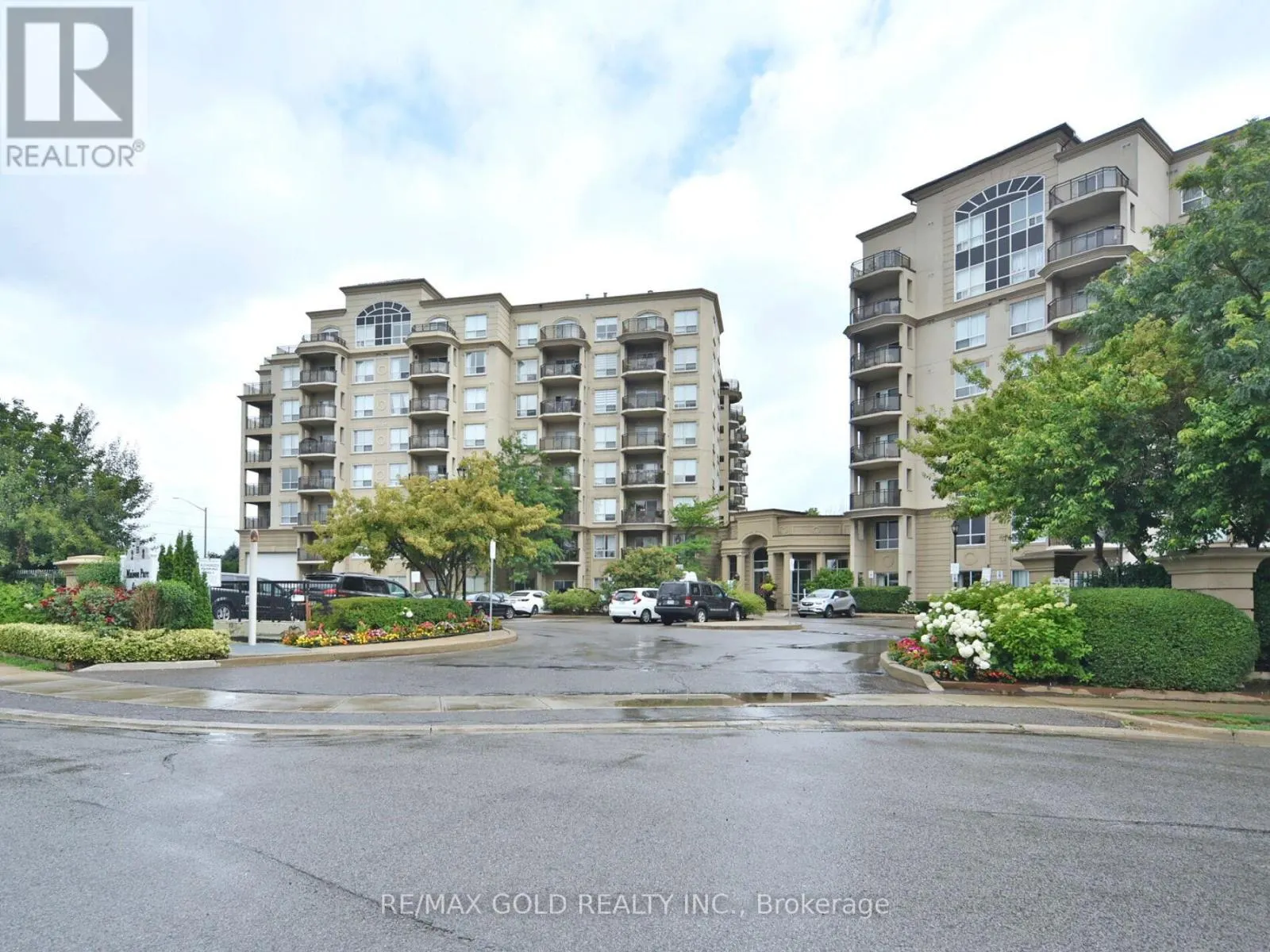 404 - 2 MAISON PARC COURT