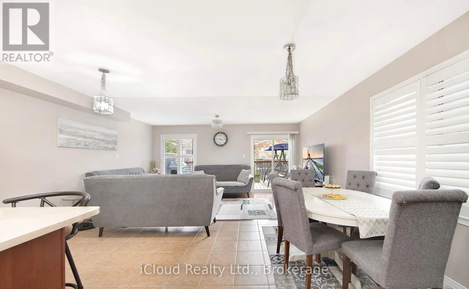 18 MEADOWHAWK TRAIL