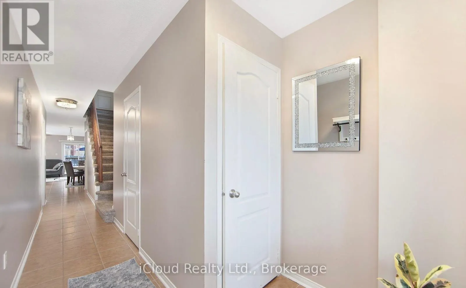 18 MEADOWHAWK TRAIL