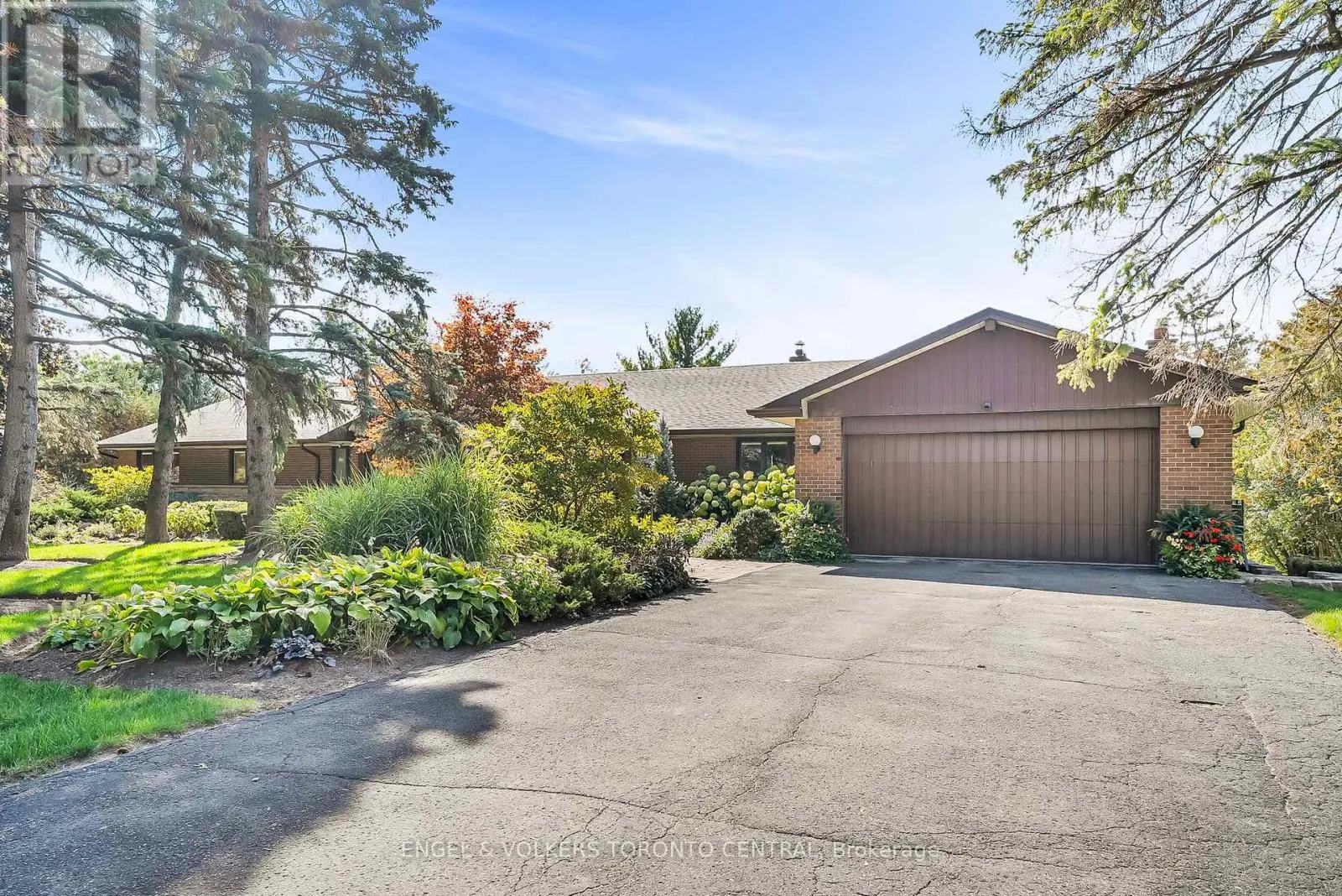 56 CACHET PARKWAY