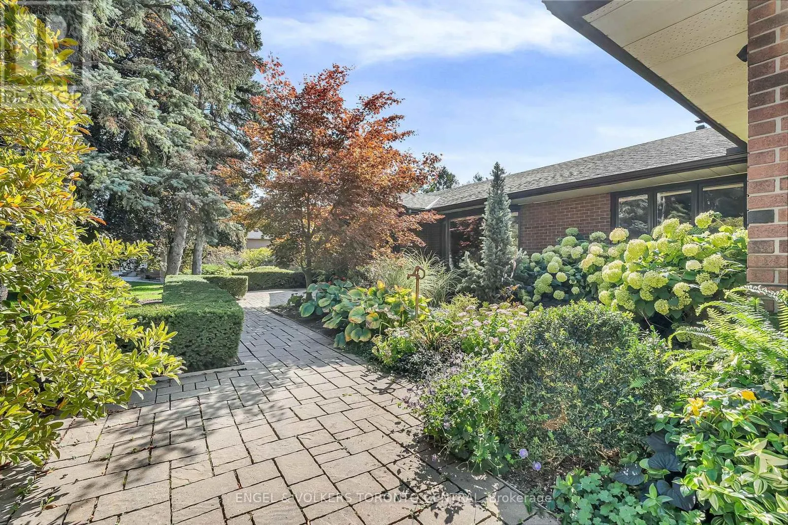 56 CACHET PARKWAY