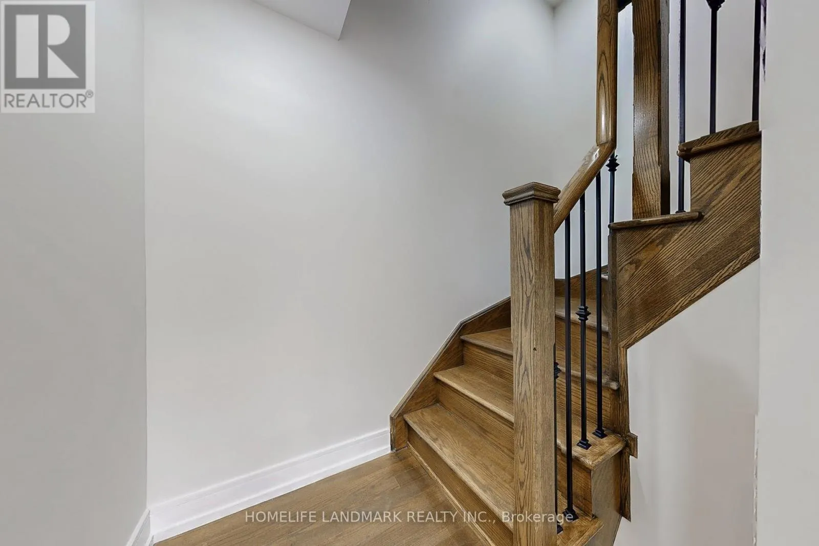 2503 - 30 WESTMEATH LANE