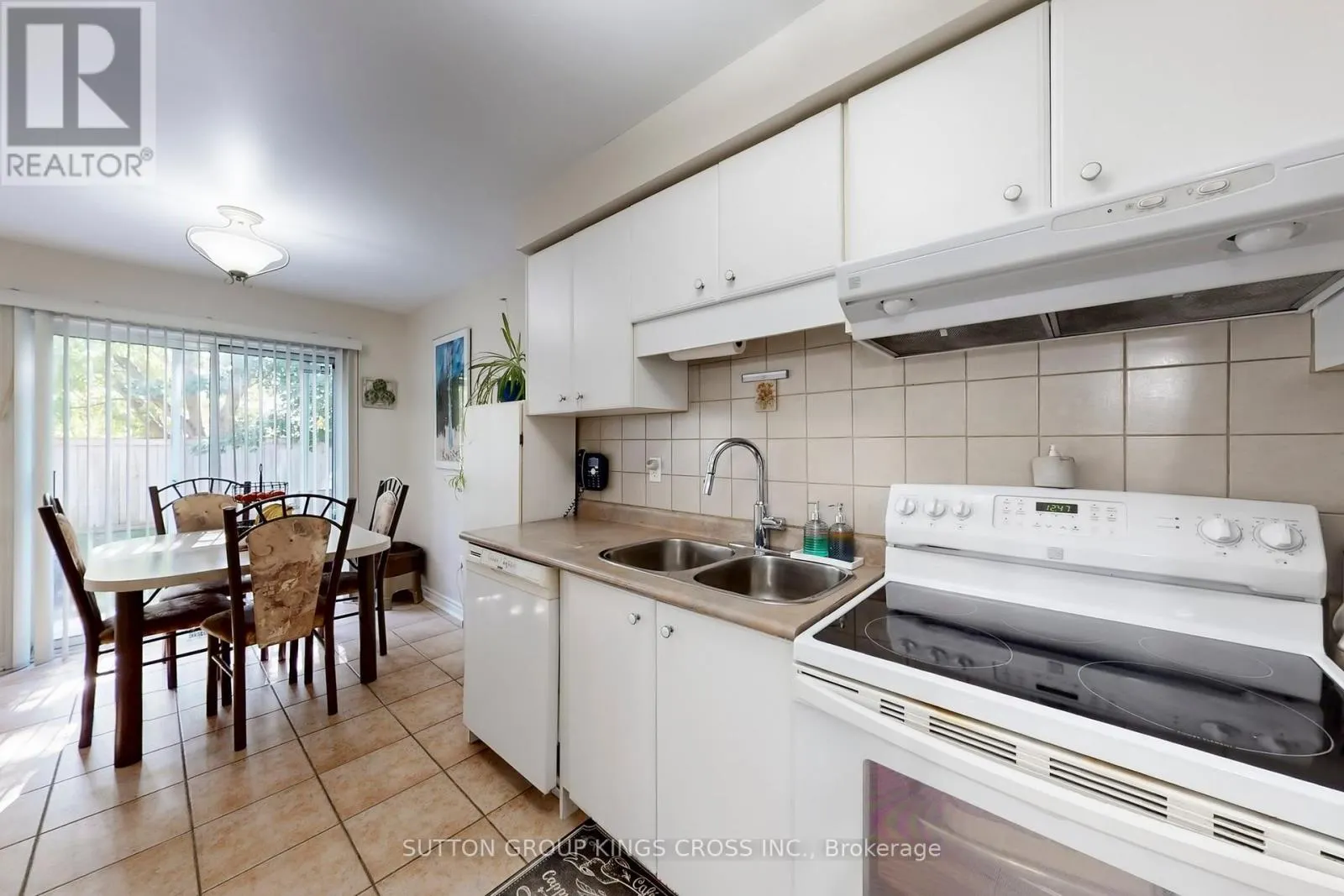 63 MISTLEFLOWER COURT