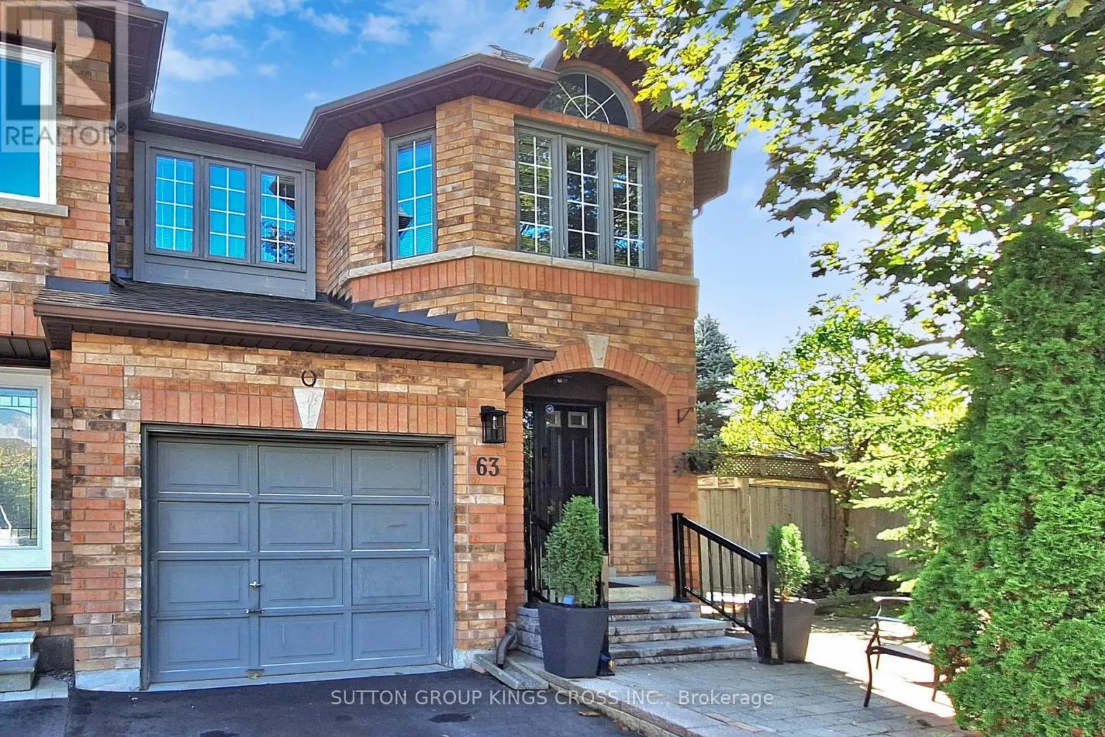 63 MISTLEFLOWER COURT
