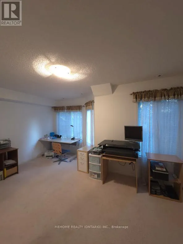 6 - 15 ST MORITZ WAY
