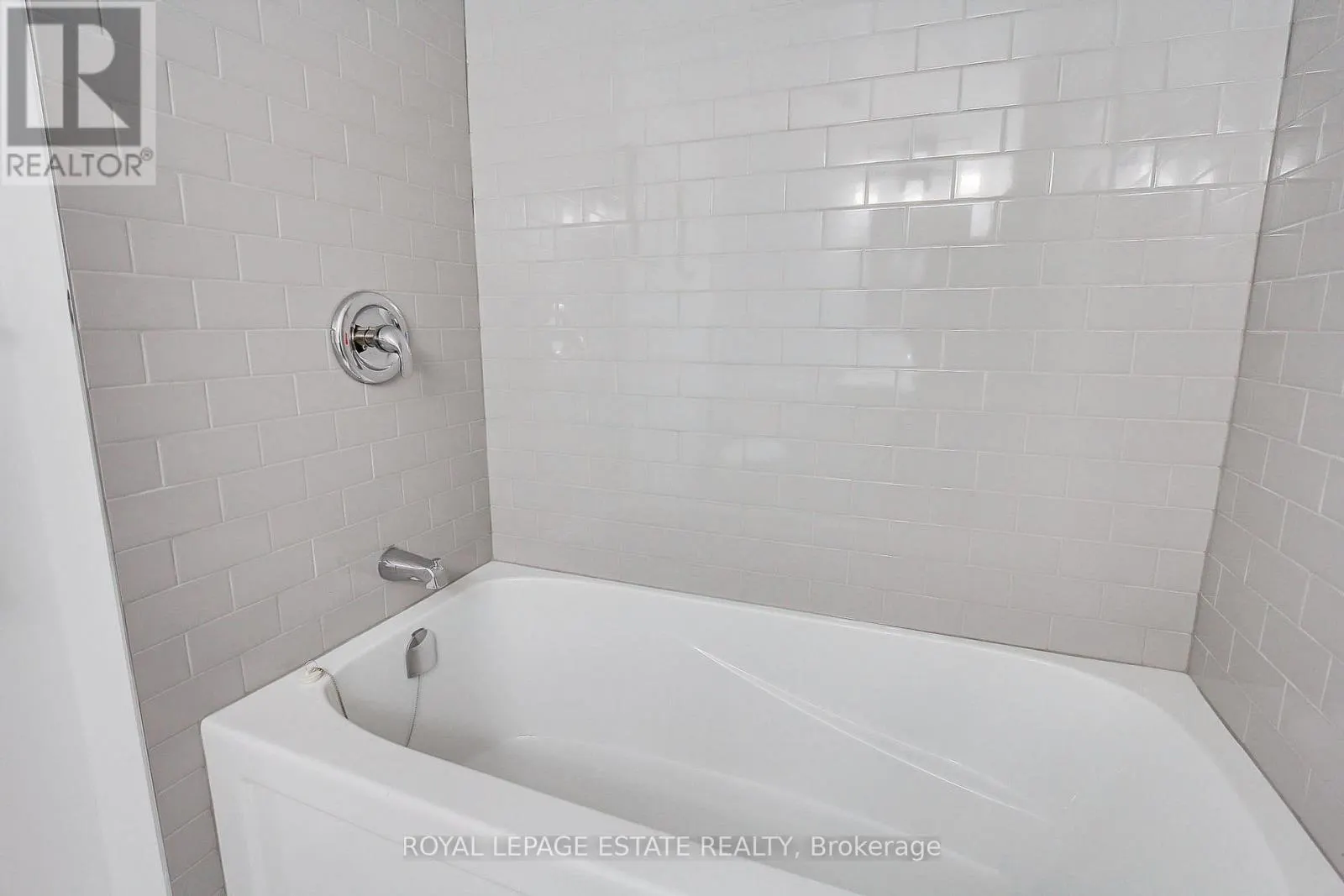 407 - 175 CEDAR AVE AVENUE