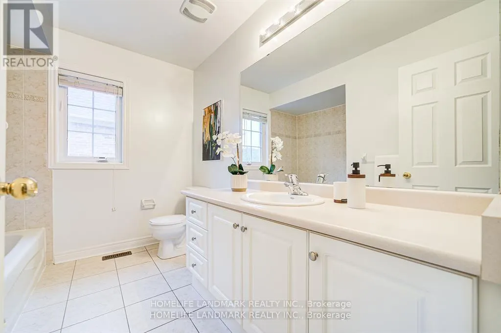 4 - 280 PARADELLE DRIVE