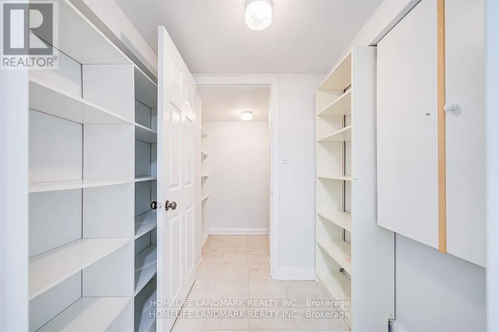 4 - 280 PARADELLE DRIVE