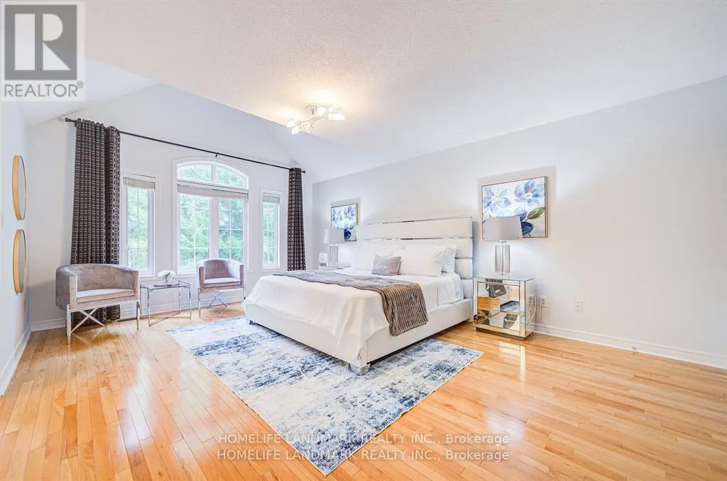 4 - 280 PARADELLE DRIVE