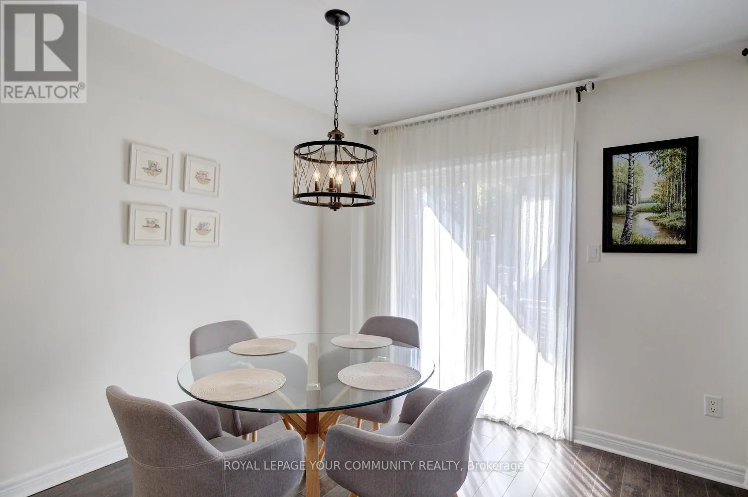 32 BLACK MAPLE CRESCENT