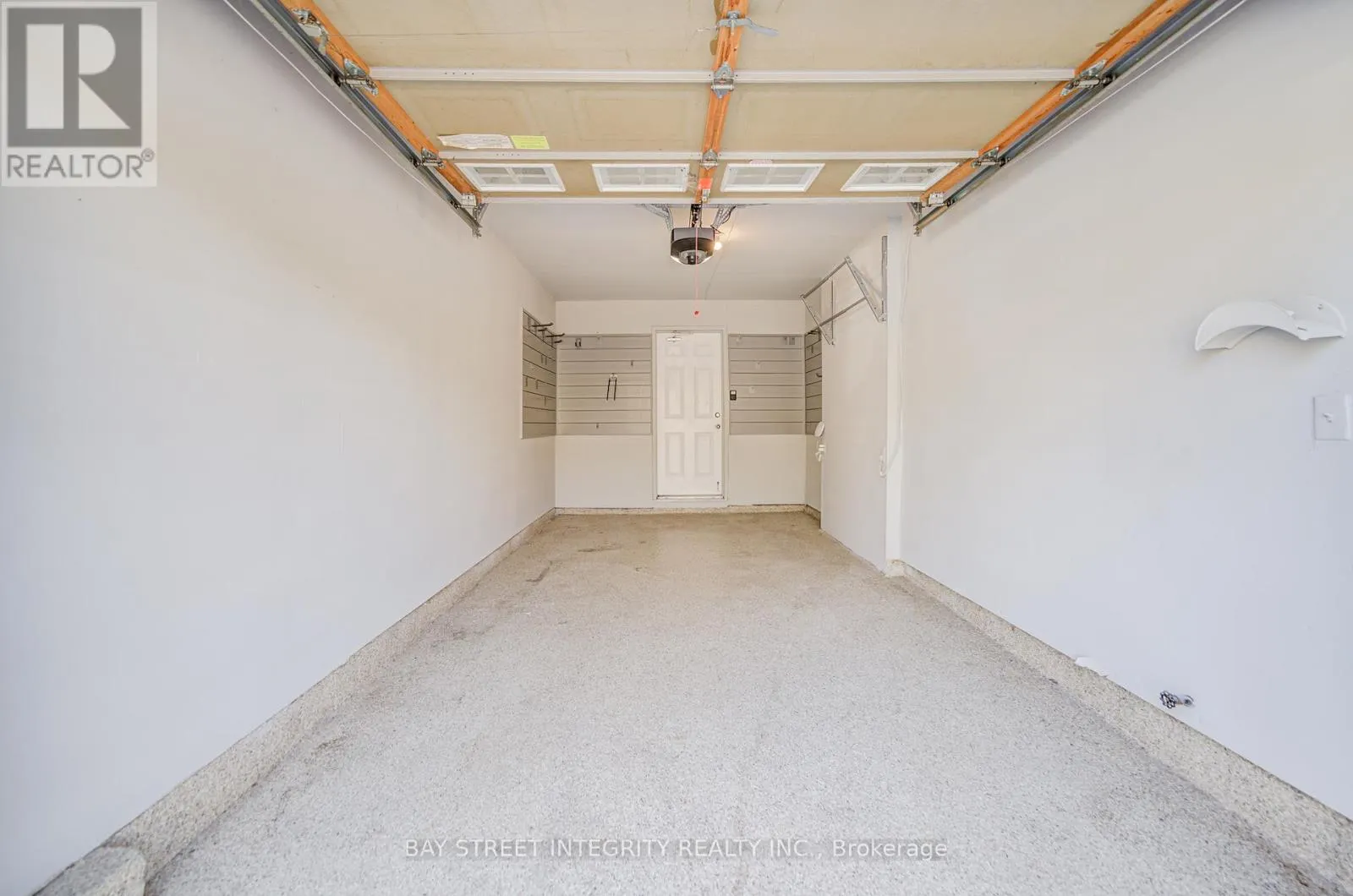 108 CATALPA CRESCENT