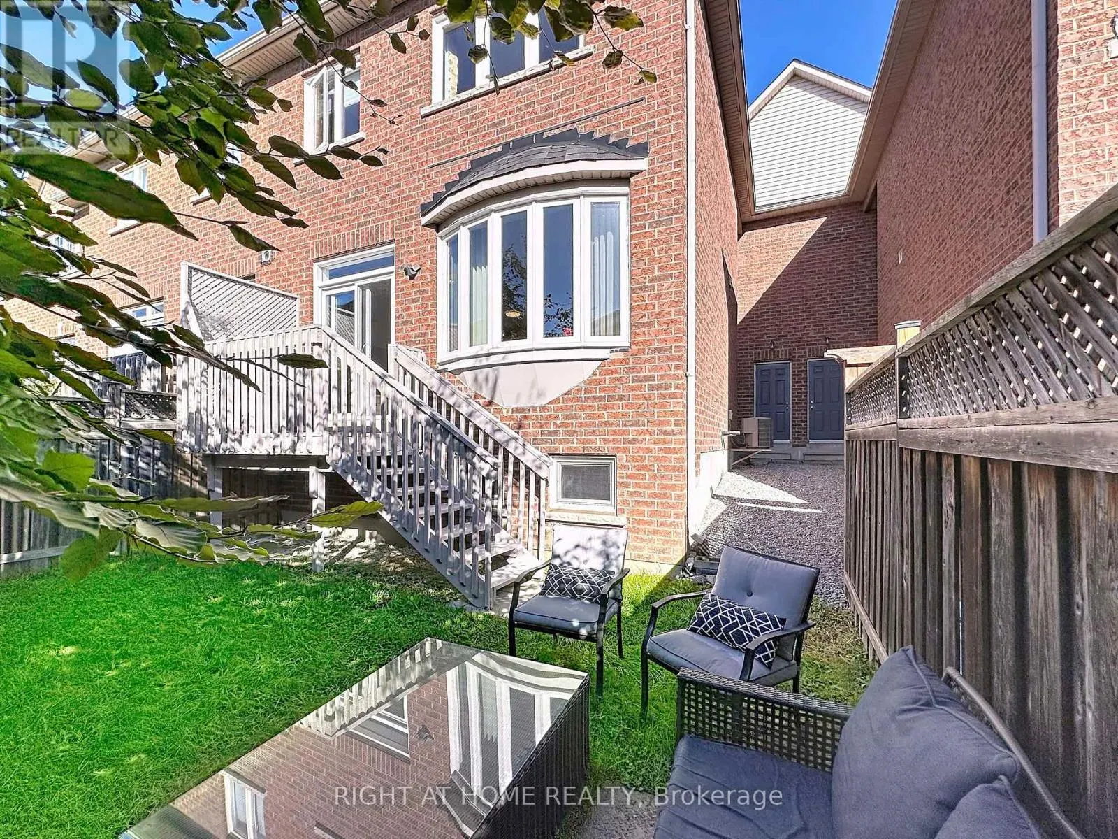77 GAUGUIN AVENUE