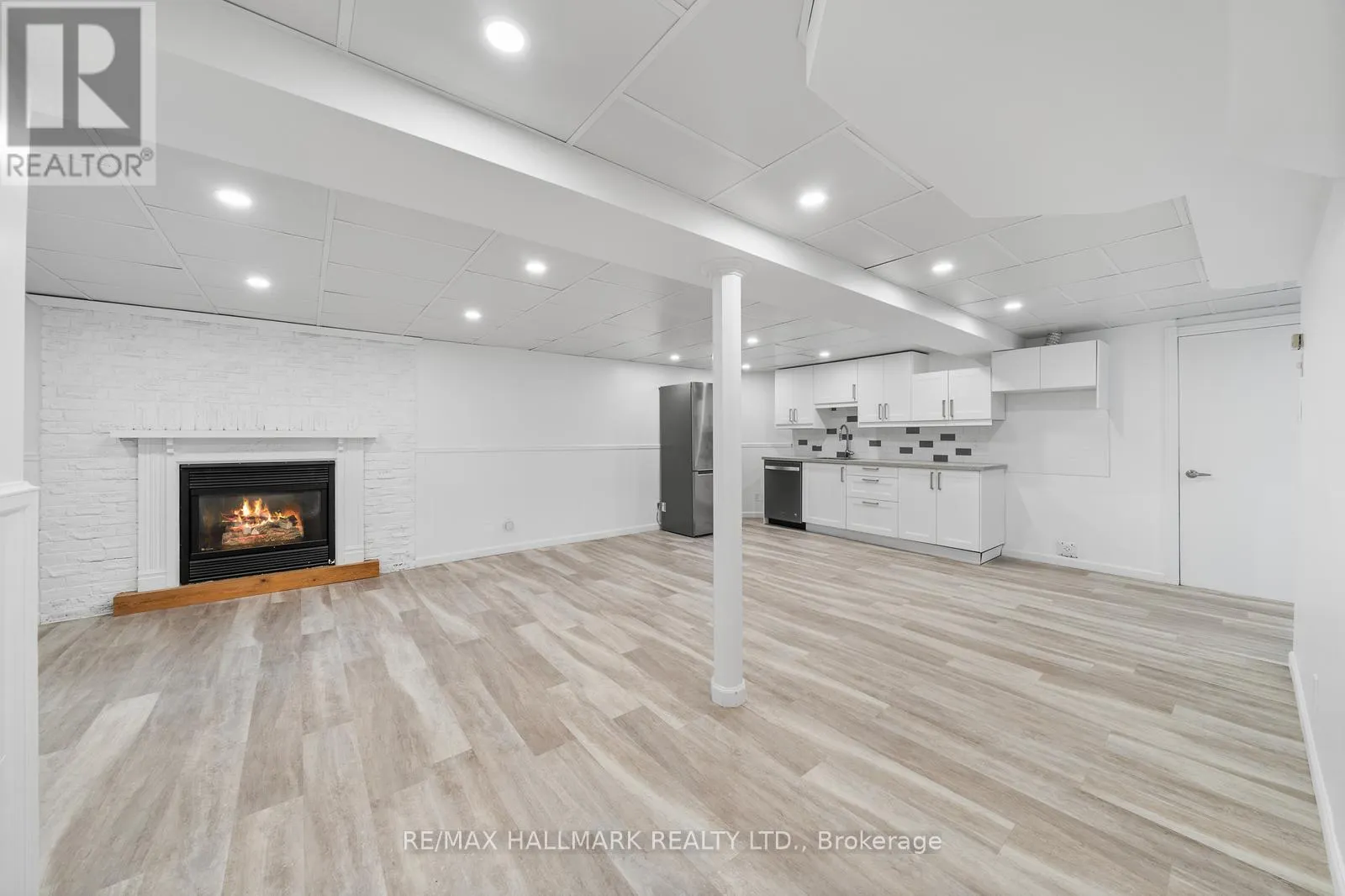 GROUND - 237 OSMOND CRESCENT