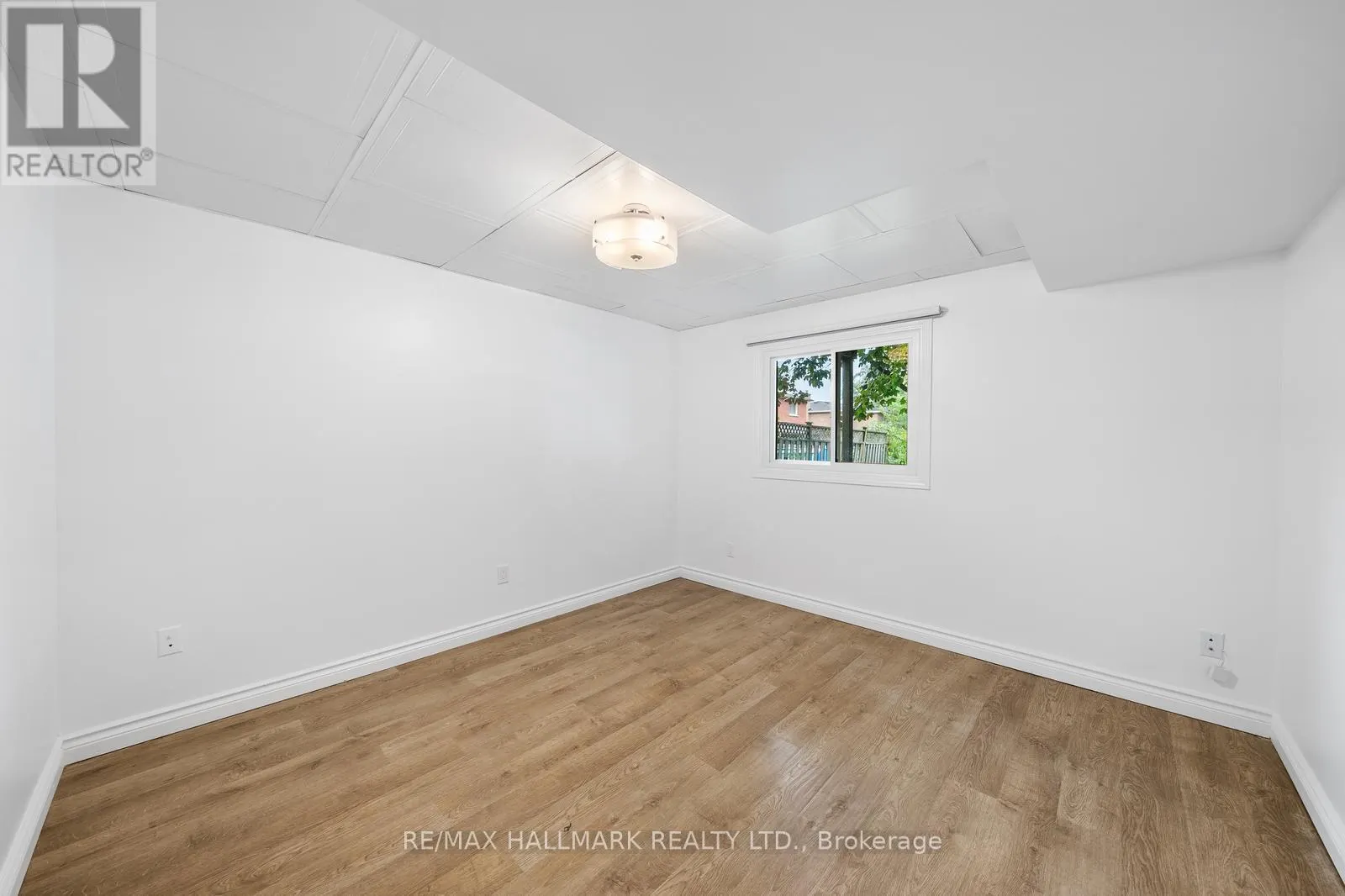 GROUND - 237 OSMOND CRESCENT