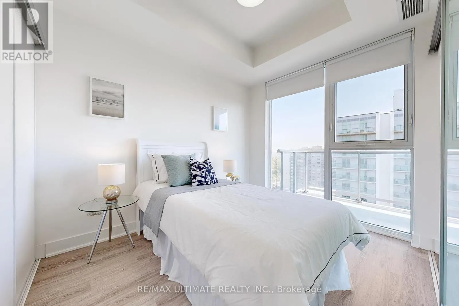 1203 - 185 DEERFIELD ROAD