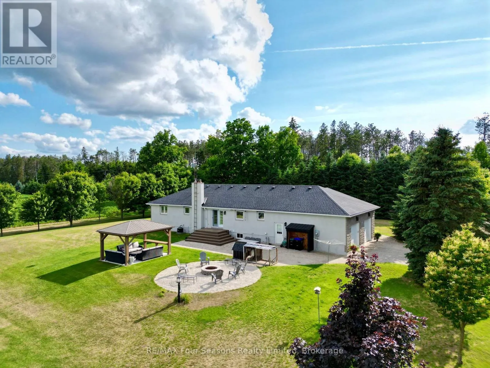6853 PINE PLAINS ROAD