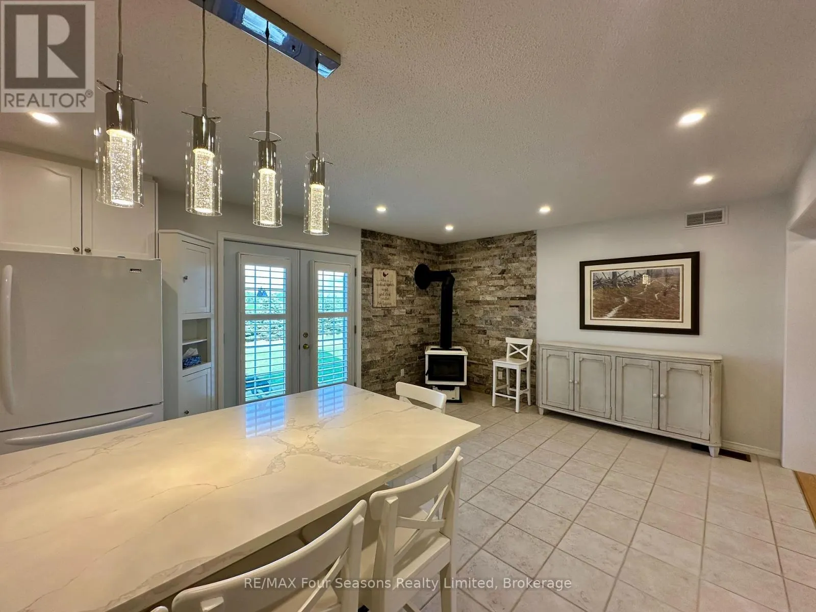 6853 PINE PLAINS ROAD