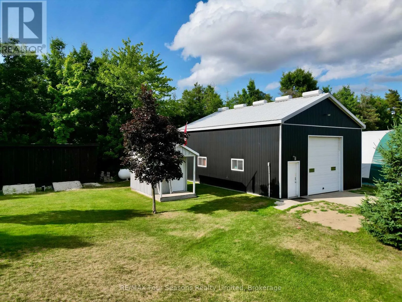 6853 PINE PLAINS ROAD