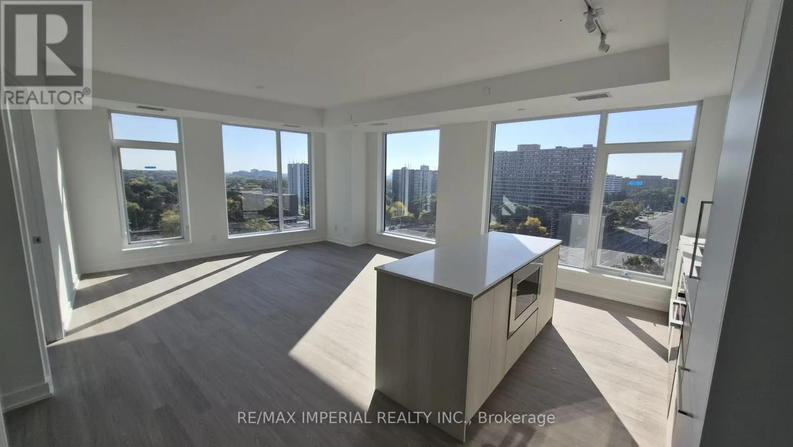 819 - 8188 YONGE STREET S