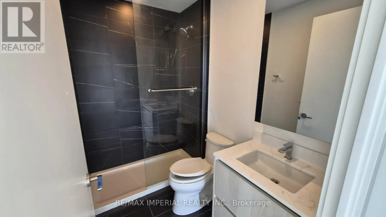 819 - 8188 YONGE STREET S