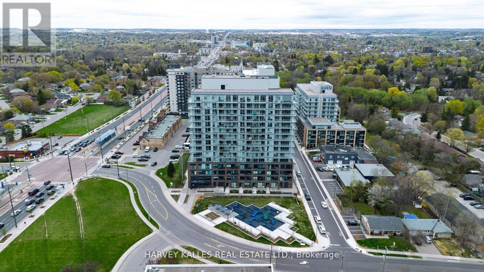 305 - 185 DEERFIELD ROAD