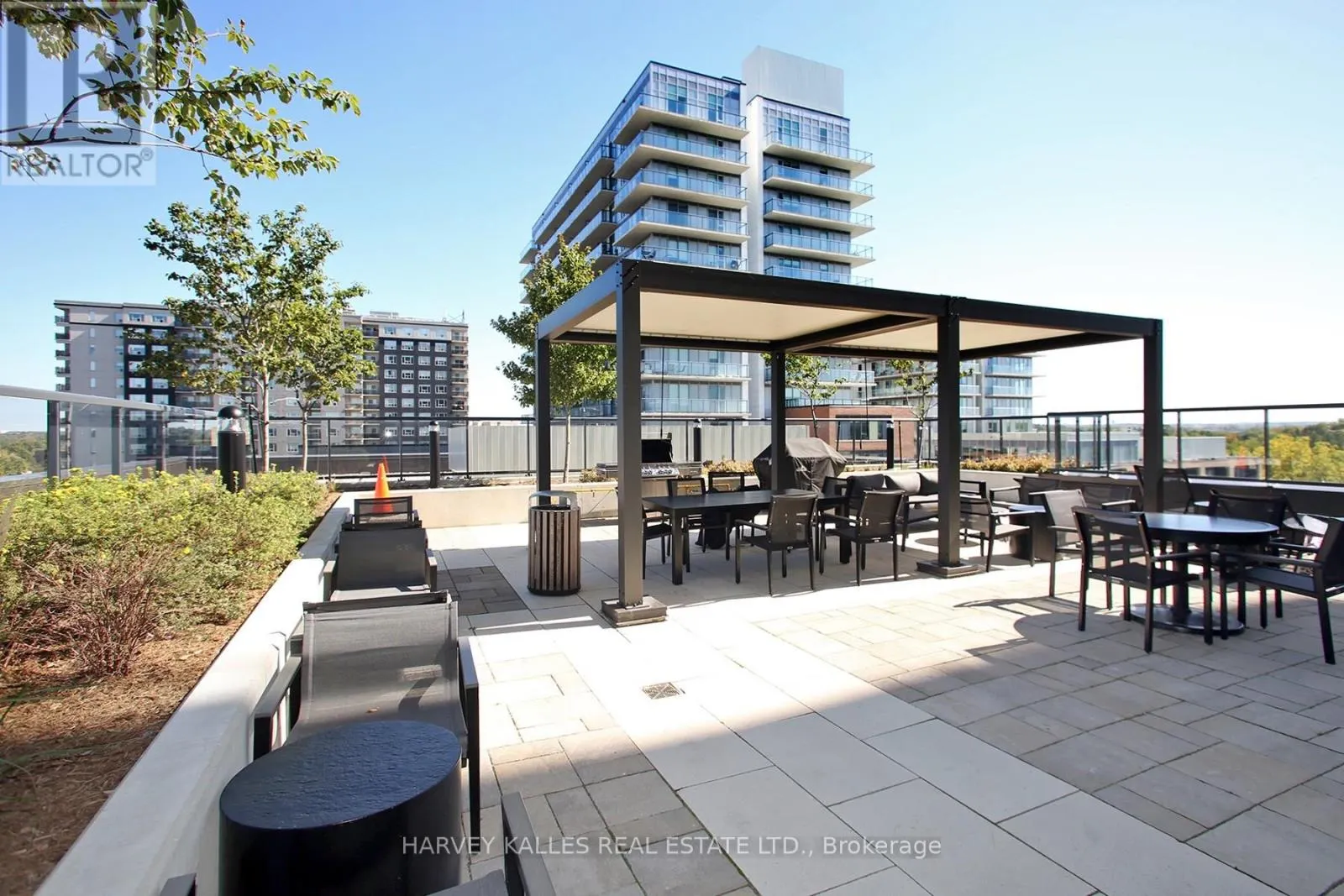 305 - 185 DEERFIELD ROAD
