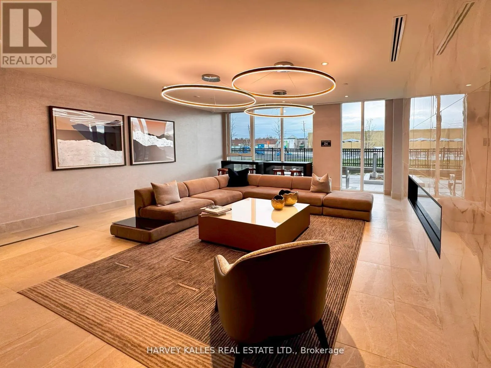 305 - 185 DEERFIELD ROAD