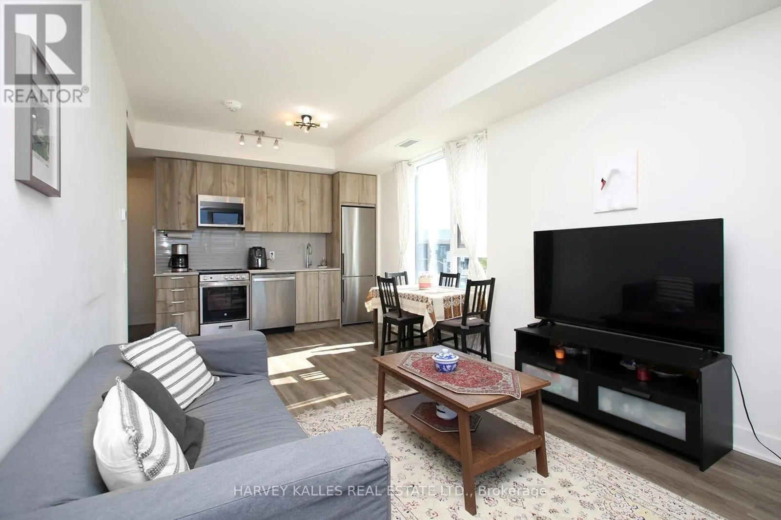 305 - 185 DEERFIELD ROAD