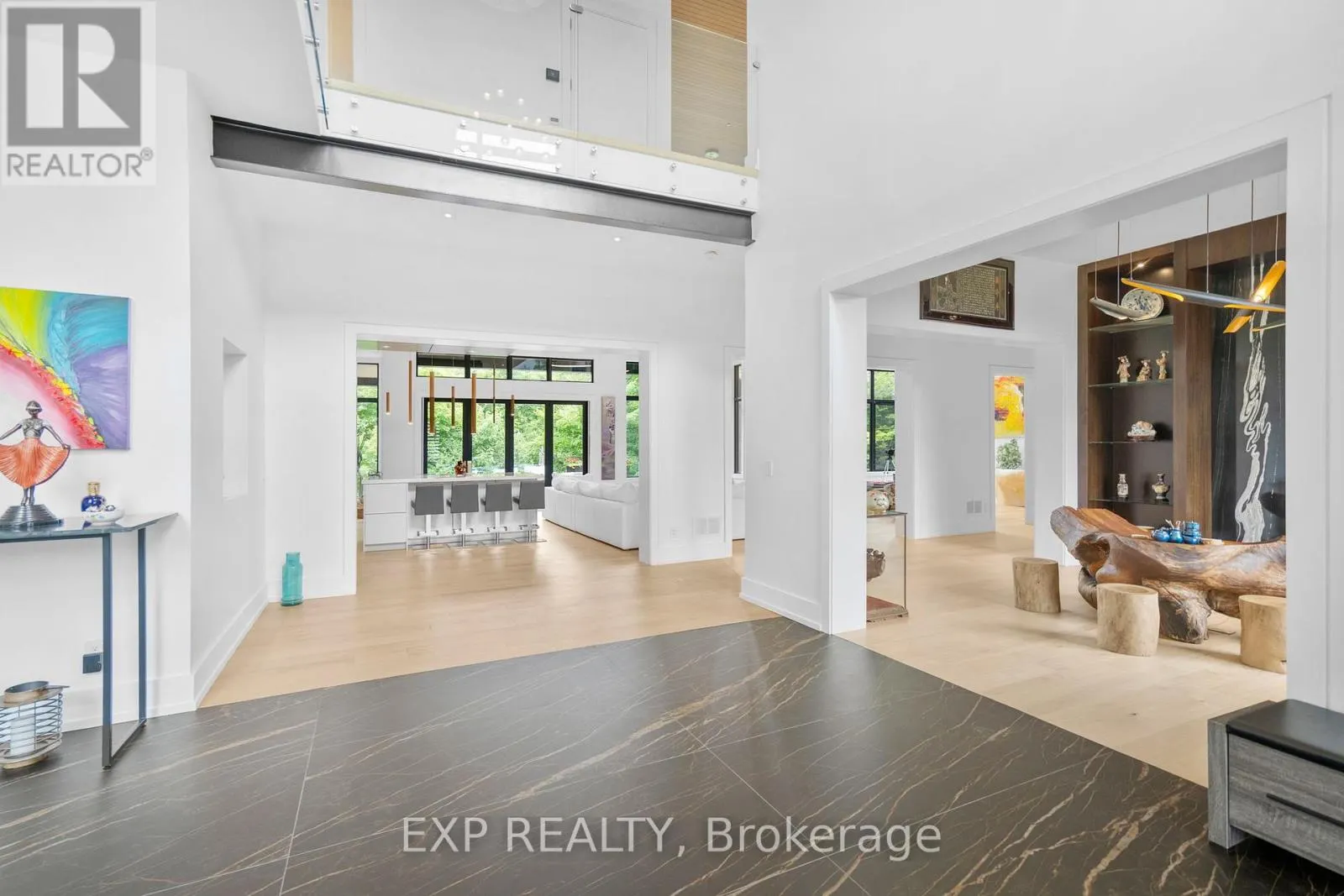 8 CACHET PARKWAY