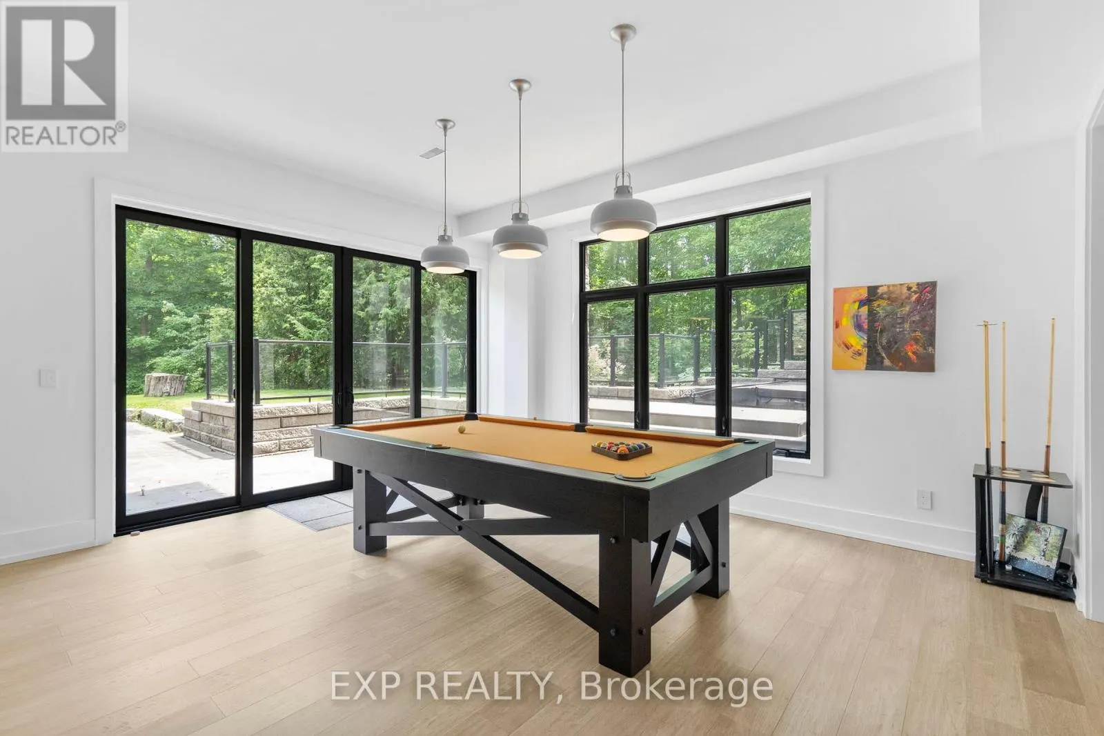 8 CACHET PARKWAY