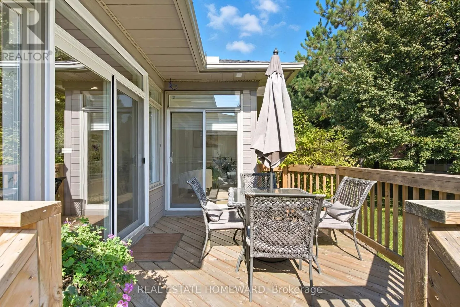 11 LOON HARBOUR WAY