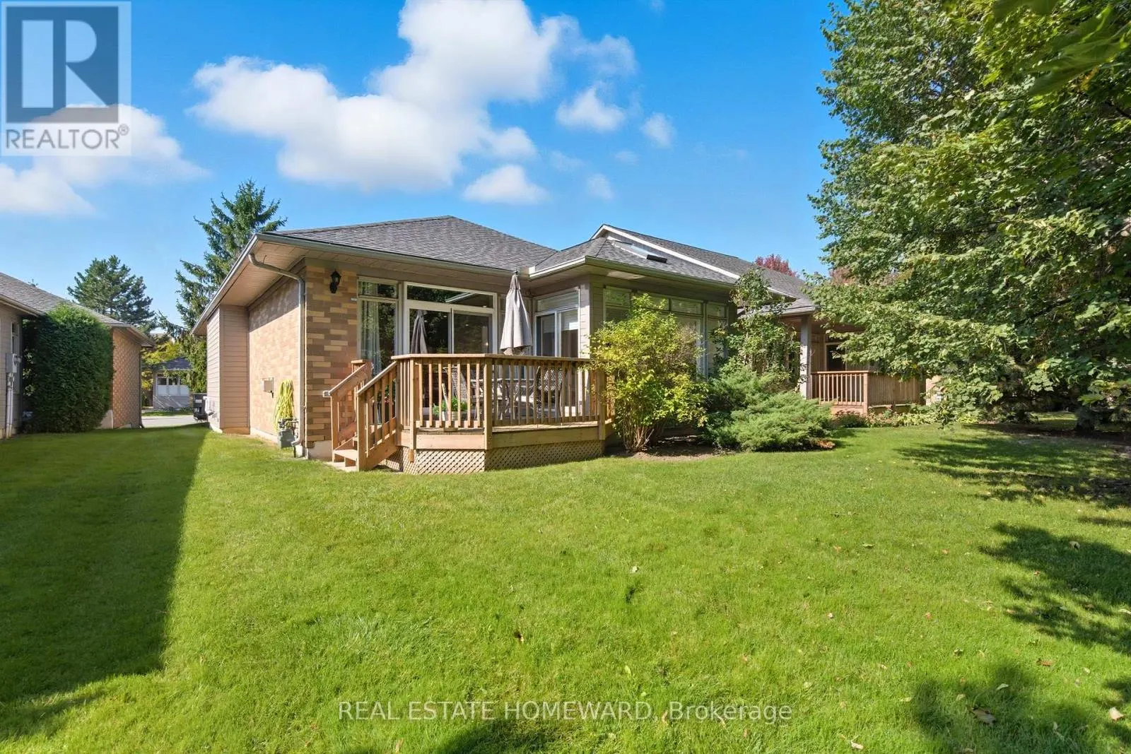 11 LOON HARBOUR WAY
